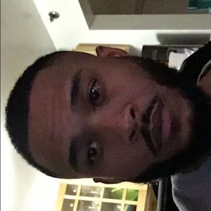 Meet your Posher, Adriel